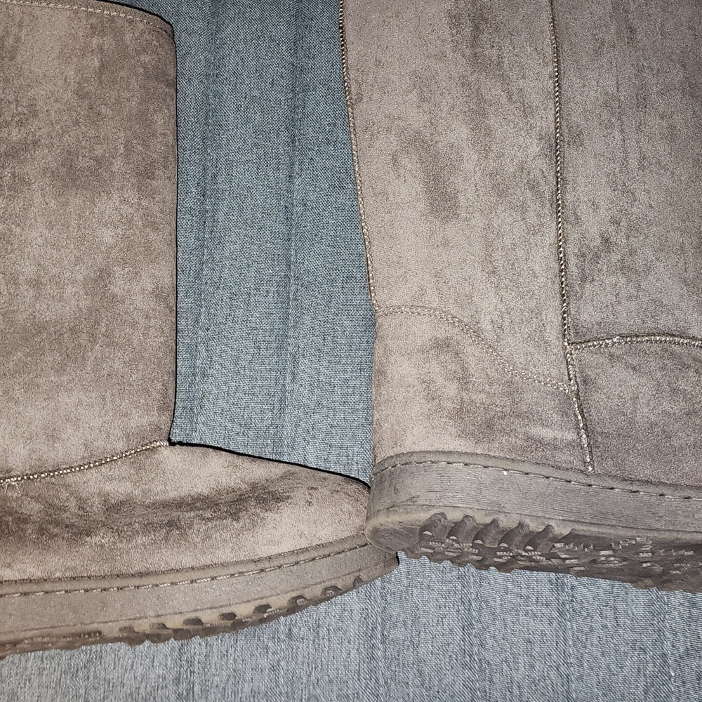 Cozy Tan Suede Boots